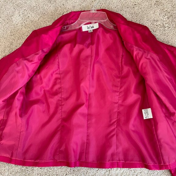 Le Suit Skirt Suit - Picture 4 of 6